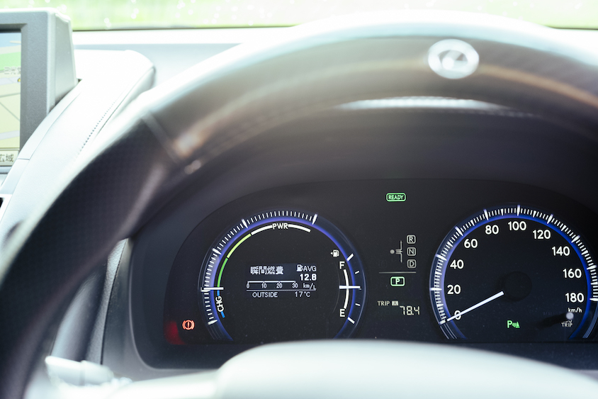 レクサス HS250hのメーター