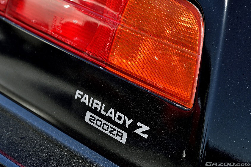 日産・フェアレディZ 200ZR（Z33型）のリアのエンブレム