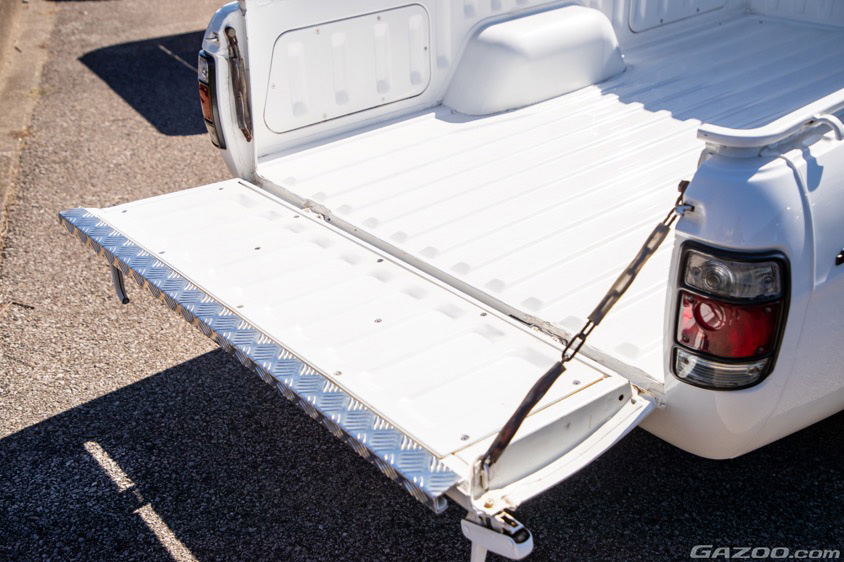 きれいに保たれている荷台のサニートラック