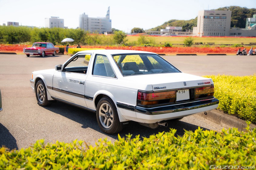 クラシックカーヘリテイジカーミーティングTTCM2023で愛車取材したトヨタ初代ソアラ