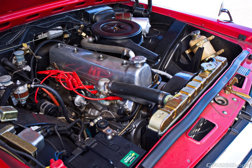 クラシックカーヘリテイジカーミーティングTTCM2023で愛車取材したニッサン・グロリア3代目 A30型系