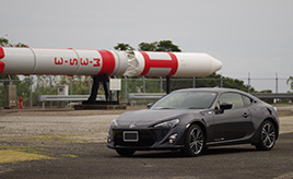 カメラ女子がハマった『トヨタ 86』とクルマの世界