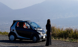 「スマート カブリオ」と「メルセデス・ベンツ CLA」』の２台で楽しむ「旅と非日常」