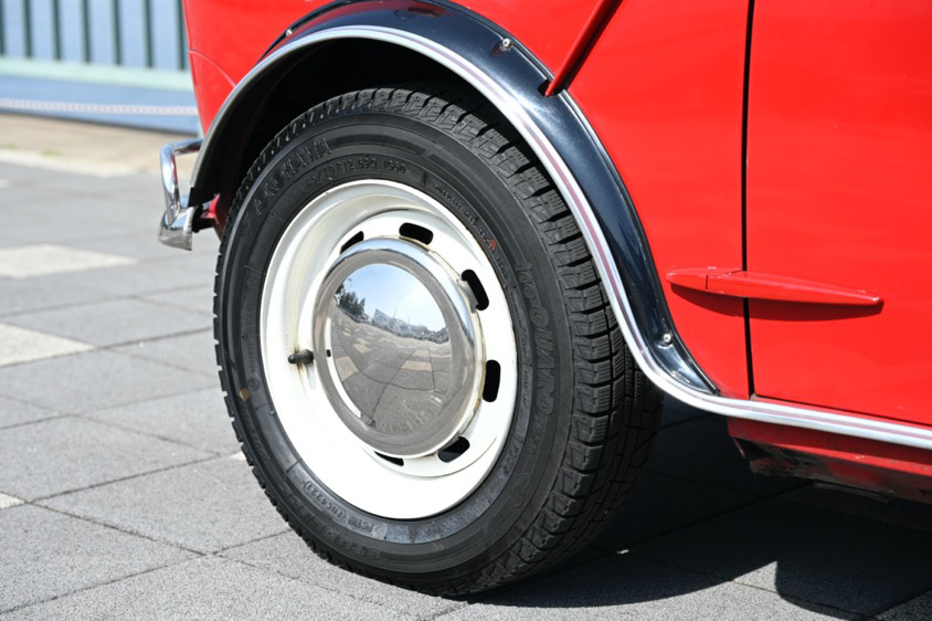 ローバーミニ(クラシックミニ)