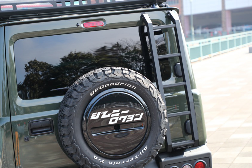 スズキ・ジムニーのはしご