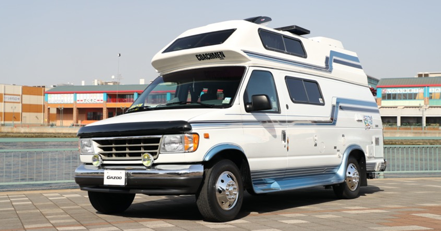 キャンプとアメリカンな空間。好きなことを両立した“動くホテル