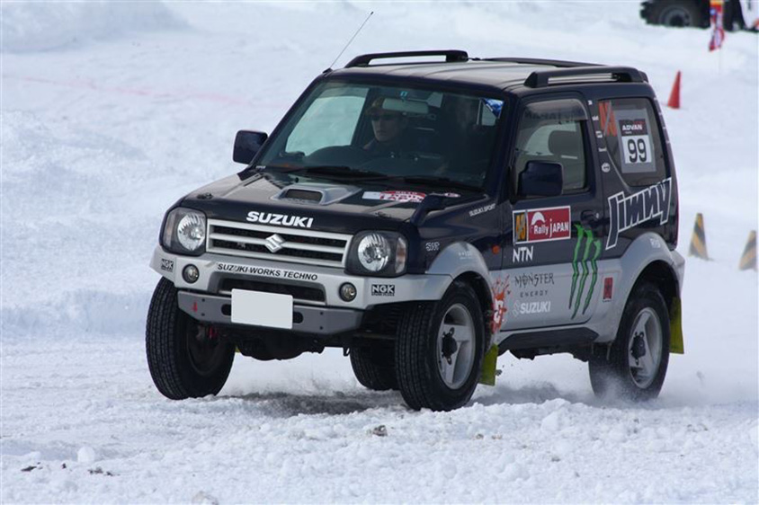 いつかはオフロード走行 年々カスタムを積み重ねるヴェゼル トヨタ自動車のクルマ情報サイト Gazoo いつかはオフロード走行 年々カスタムを積み重ねるヴェゼル トヨタ自動車のクルマ情報サイト Gazoo