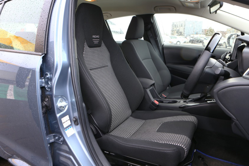 カローラツーリング、ZWE214W、内装