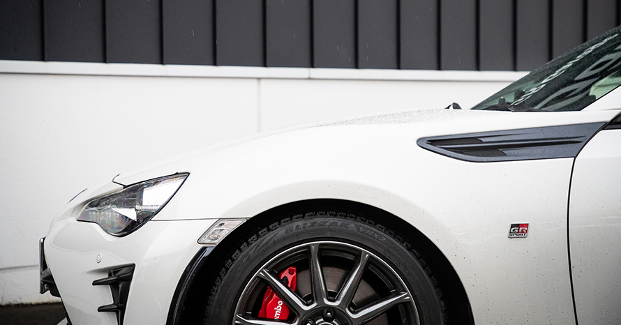 20W-50新品未使用　クラシックカー　大排気量　スポーツカーなどにオススメ マセラティ 新型レーシングカー「MC20 GT2」公開 スポーツカーレースに