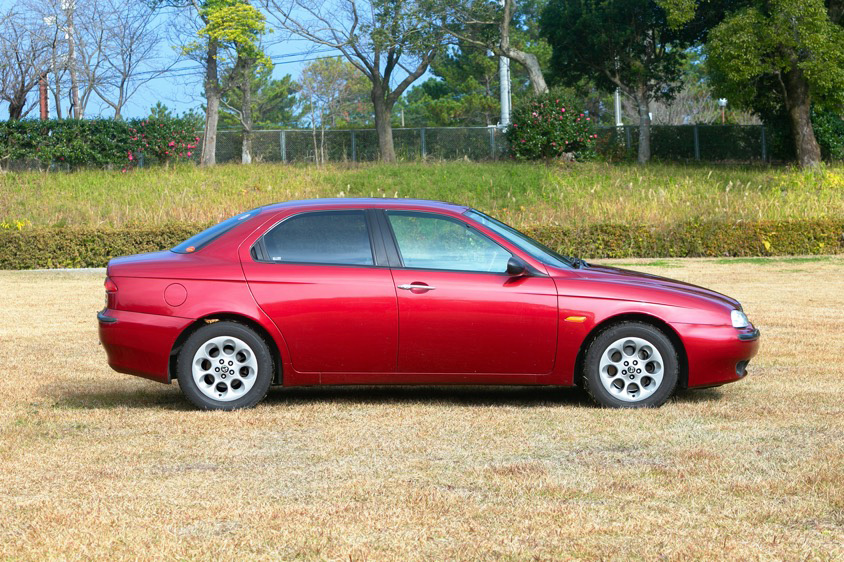 アルファロメオ156