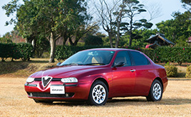 新車購入から20年！　コツコツと理想の欧州仕様に仕上げたアルファ156