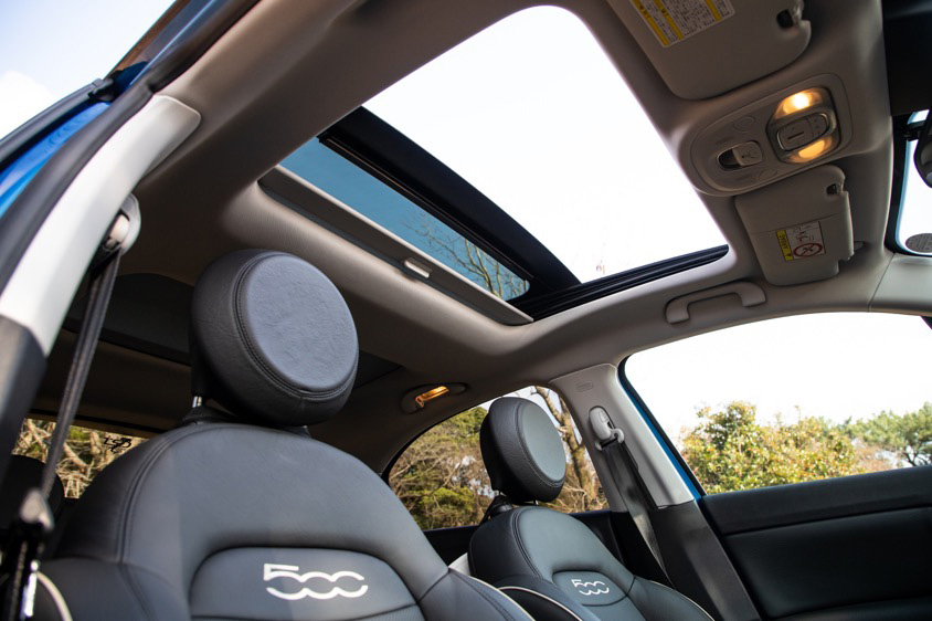 愛車出張取材会　フィアット500X