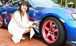 憧れだったデモカーを、気づけば作る側に。道産子女性ドライバーとBRZ