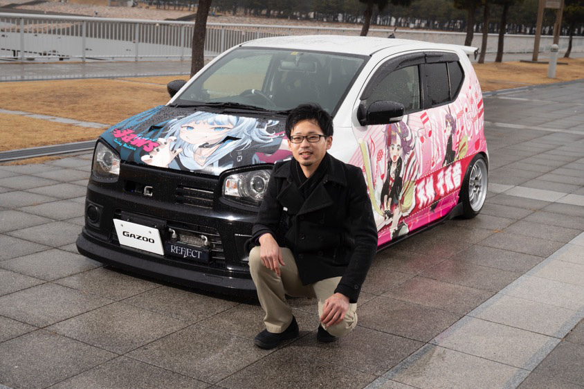 『ときのそら』と『Kotone(天神子兎音)』が描かれたスズキのアルトワークス