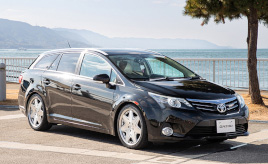 「車内だと娘との会話も弾むんです」。家族の思い出を乗せて走るアベンシスワゴン