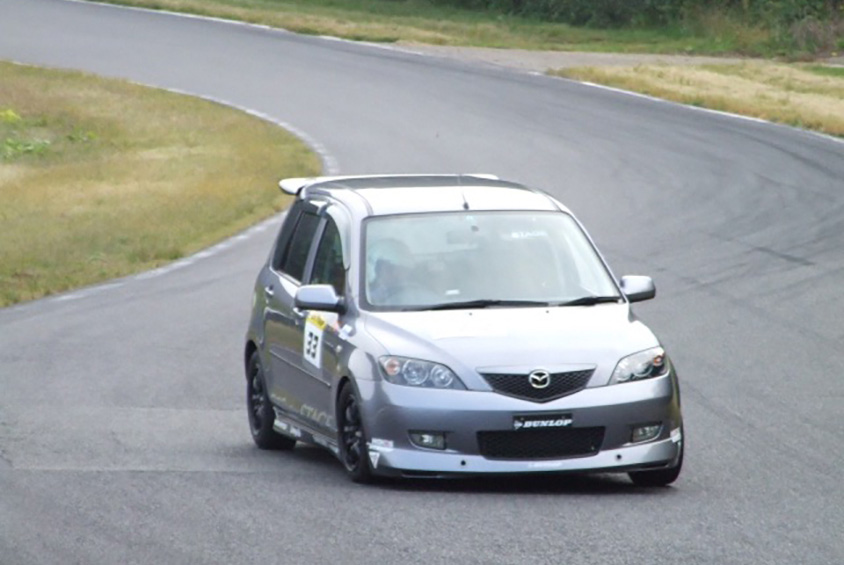 坂井さんが乗っていた2代目デミオ