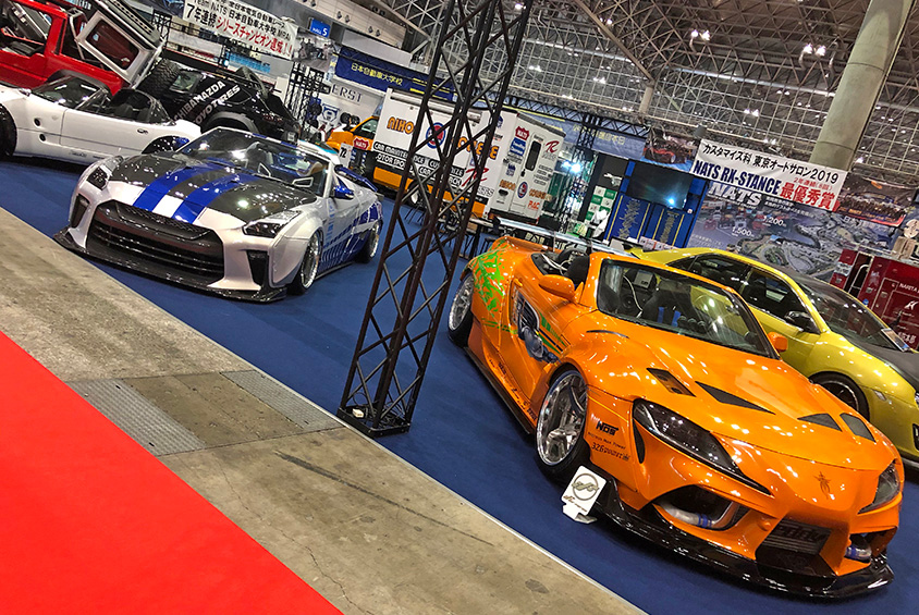 東京オートサロンのNATS（日本自動車大学校）ブース