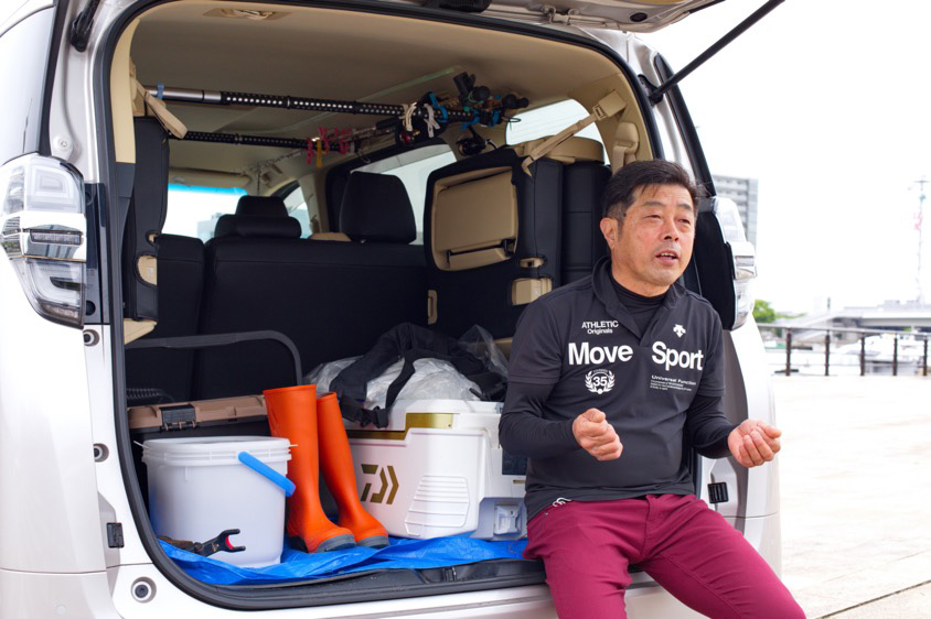 釣りについて熱く語るトヨタ・ヴェルファイアのオーナーののぶさん