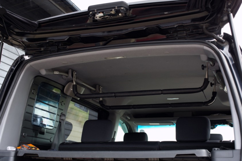 ホンダ・モビリオスパイクの積載バー