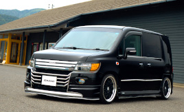 好みのスタイルを実現しつつスキーにも大活躍! 日常から趣味まで全方位で楽しむモビリオスパイク