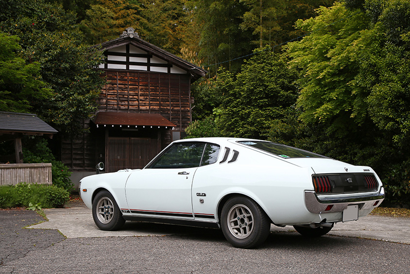 元整備士がカーライフの集大成として楽しむ 代の頃に乗れなかった セリカlb Ta27 トヨタ自動車のクルマ情報サイト Gazoo 元整備士がカーライフの集大成として楽しむ 代の頃に乗れなかった セリカlb Ta27 トヨタ自動車のクルマ情報サイト Gazoo