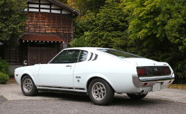 元整備士がカーライフの集大成として楽しむ『20代の頃に乗れなかった』セリカLB(TA27)