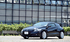 イジる楽しさ、釣りも長距離ドライブも全部満たしてくれるCR-Z