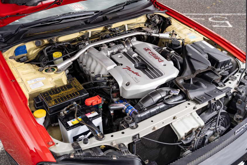 GAZOO愛車出張取材会で取材した1998年式日産 スカイライン 25GTターボ(ER34)のエンジンルーム