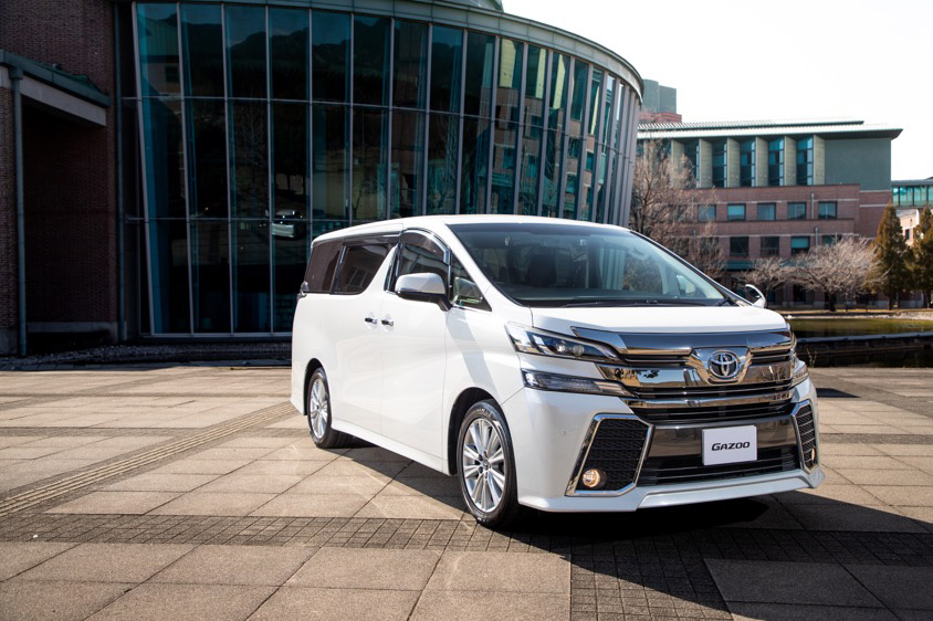 トヨタ ヴェルファイア 2.5Z AGH30W