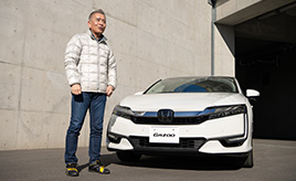 自分が作った「運転していて楽しい」クルマを愛でる。クラリティPHEV開発責任者のリアルな愛車ライフ