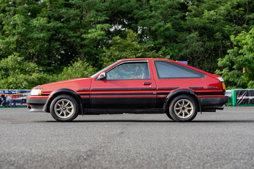 GAZOO愛車取材会東京の会場であるトヨタ東京自動車大学校で取材したトヨタ カローラレビンGT-V(AE86)