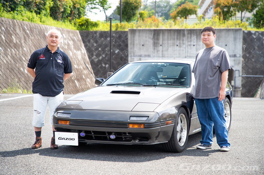 新車から35年乗り続けた “家族の一員” であるマツダ・サバンナRX-7は