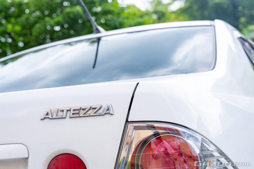 トヨタ・アルテッツァ(SXE10)