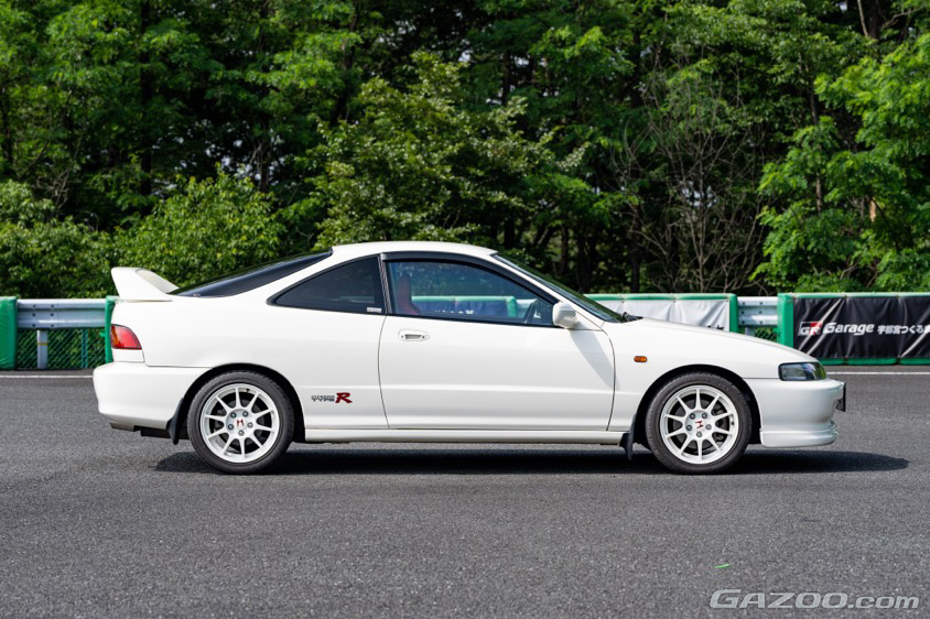 GAZOO愛車取材会東京の会場であるトヨタ東京自動車大学校で取材したホンダ・インテグラ タイプR(DC2)