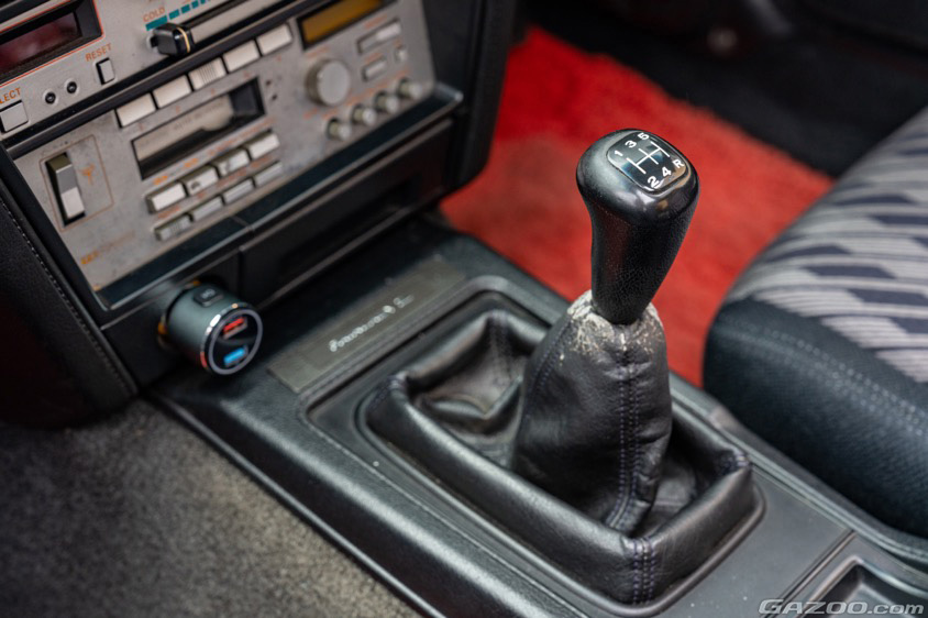 GAZOO愛車取材会東京の会場であるトヨタ東京自動車大学校で取材した1987年式の日産・フェアレディZ 200ZR-Ⅱ(PZ31)の5MT