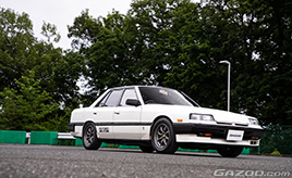 父から自分、そして娘へ。新車から40年乗り継ぐ「鉄仮面」、ことスカイラインRSターボ