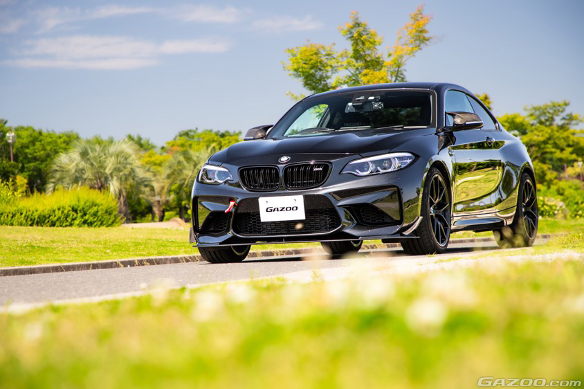 GAZOO愛車取材会の会場である群馬県 つつじが岡公園で取材したBMW・M2クーペ エディションブラックシャドウ(1H30G)
