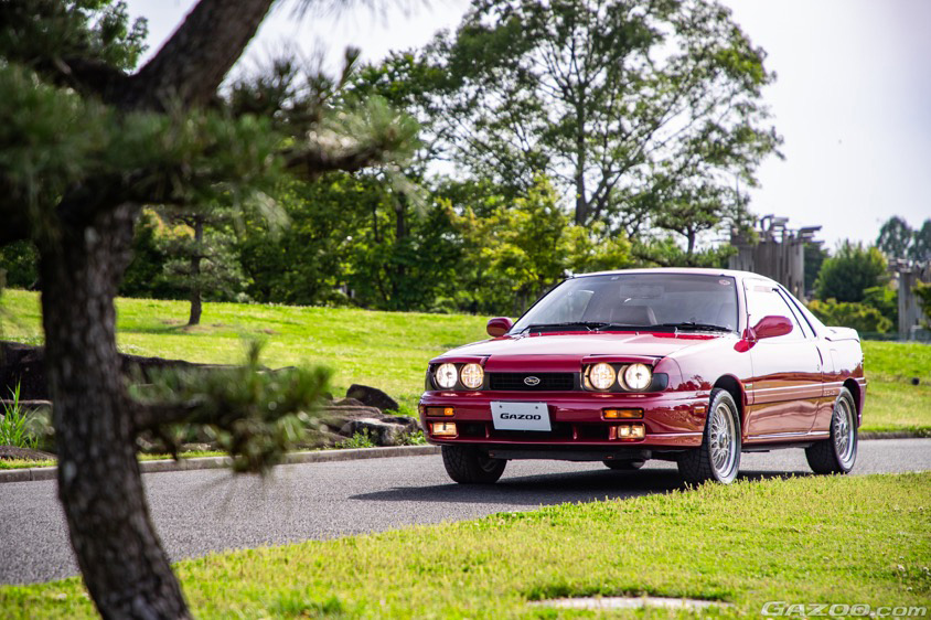 GAZOO愛車取材会の会場である群馬県 つつじが岡公園で取材した1992年式のピアッツァ・ネロ 181XE/S(JT221F)