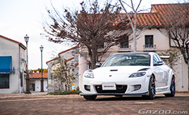 ロータリーエンジンの虜となり、19年前に新車で購入したRX-8と生きる