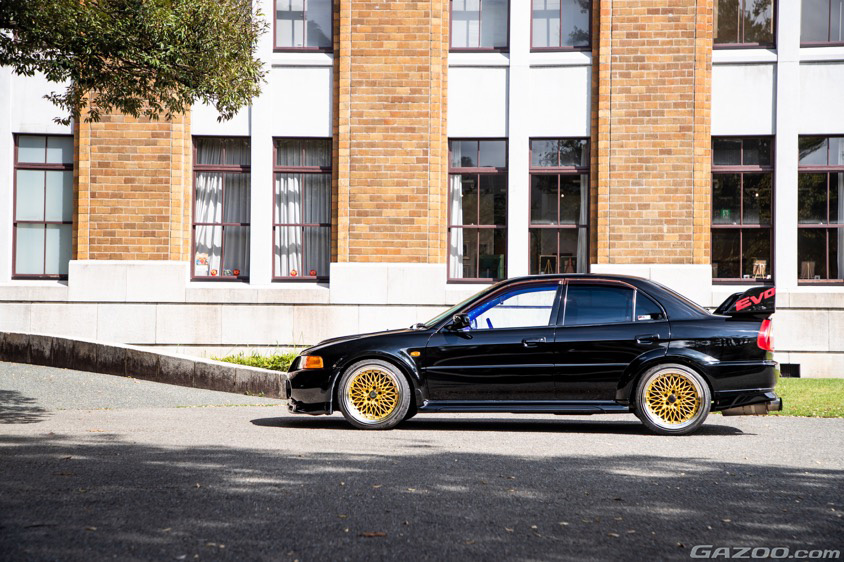 GAZOO愛車取材会の会場であり石川県政記念 しいのき迎賓館で取材した三菱・ランサーエボリューションVI(CP9A)