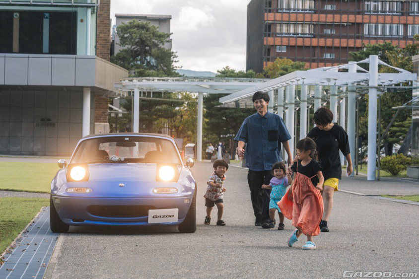GAZOO愛車取材会の会場であり石川県政記念 しいのき迎賓館で取材した1993年式ユーノス・ロードスター Sスペシャル（NA8C）