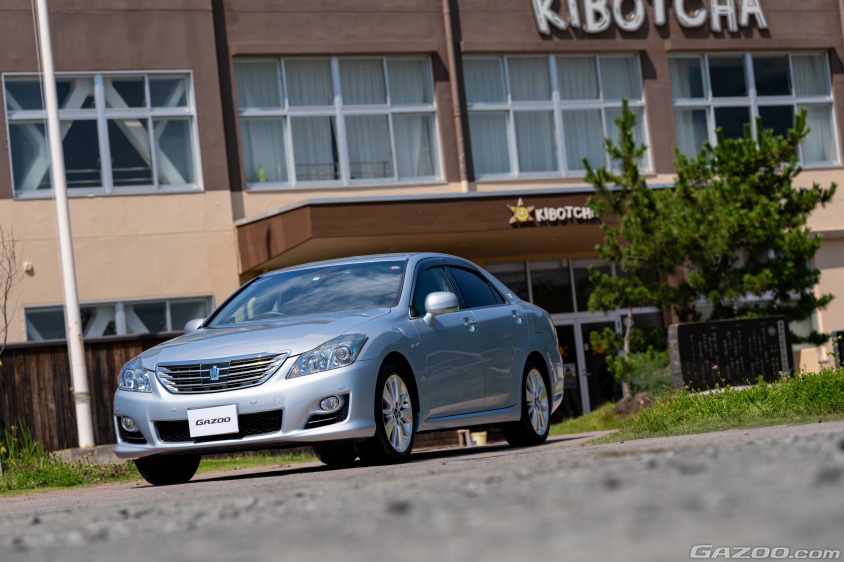 GAZOO愛車取材会の会場である宮城県東松島市のKIBOTCHA(キボッチャ)で取材したトヨタ・クラウンハイブリッド(GWS204)