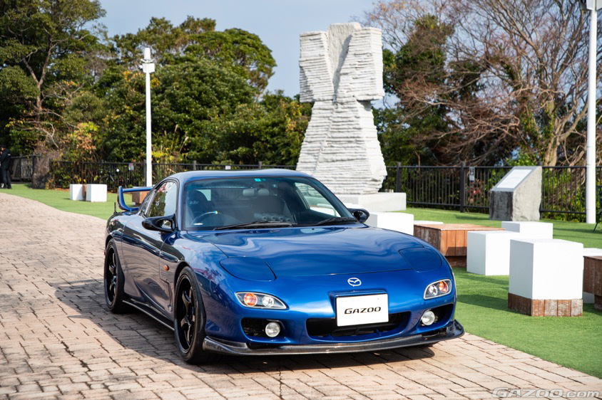 ある朝、突然思い立って購入を決断した『青いRX-7』 | クルマ情報サイトｰGAZOO.com