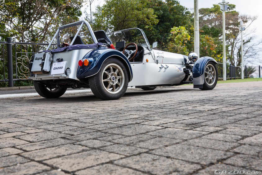 GAZOO愛車取材会の会場である稲佐山公園で取材した光岡・ゼロワン(MS01)