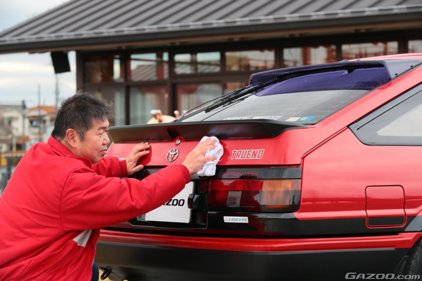 美しい姿を保ち37年間を共に過ごしてきたAE86との日々 | クルマ情報サイトｰGAZOO.com