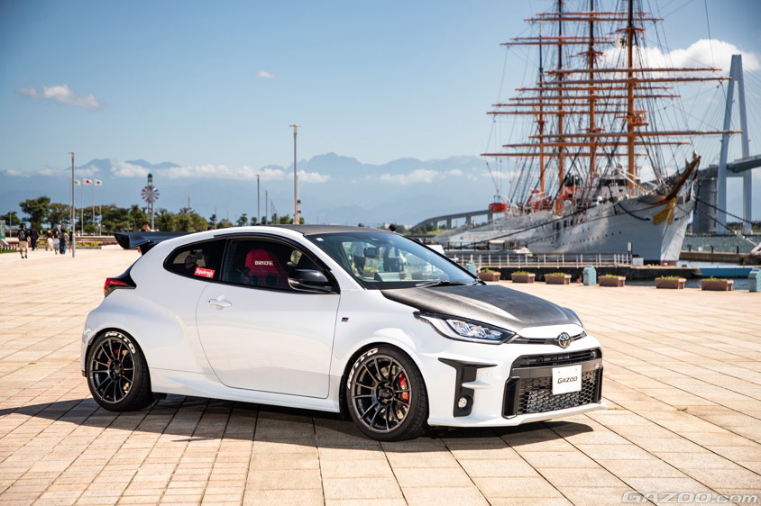 GAZOO愛車取材会の会場、富山県射水市の海王丸パークで取材したトヨタ・GRヤリス