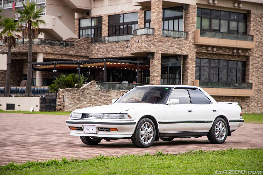 GAZOO愛車取材会の会場である千葉県の『さんばしひろば』で取材したトヨタ・マークⅡ(GX81型)