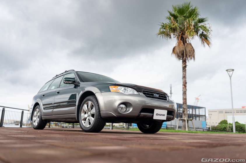 GAZOO愛車取材会の会場である千葉県の『さんばしひろば』で取材したスバル・レガシィアウトバック（BPE型）