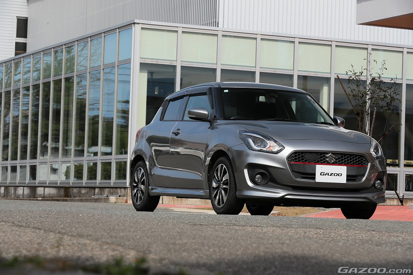 GAZOO愛車取材会の会場である福井大学 文京キャンパスで取材したスズキ・スイフト RS(ZC83S型)