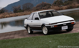 親友との懐かしい思い出を残したまま乗り続けるAE86スプリンタートレノ